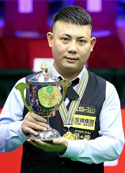 手会因为紧 手会因为紧