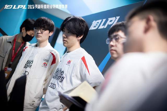 他不仅展现 他不仅展现