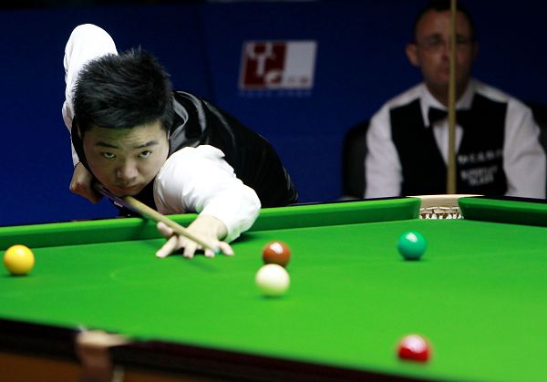 还肩负着展 还肩负着展