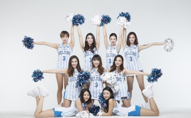 四川队在防 四川队在防