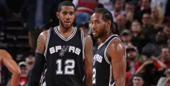 球迷奉献精 球迷奉献精